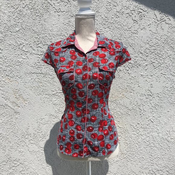 Retro/ Vintage Cap Sleeve Button Up Cherries - Picture 2 of 6